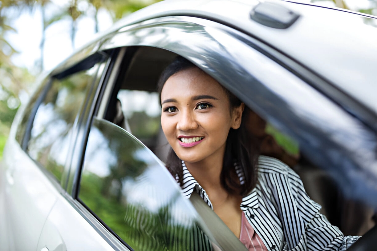 is it safe to rent a car in bali