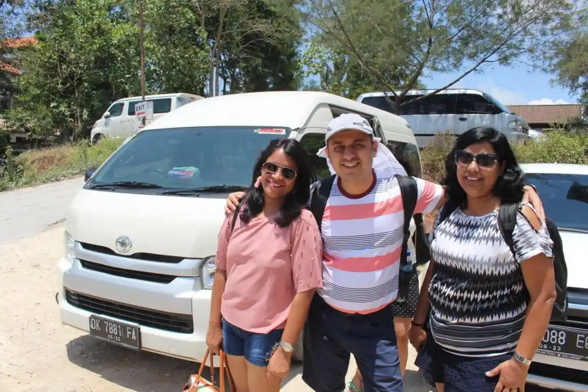 Bali Van Rental with Driver for Groups by Gede Bali Transport