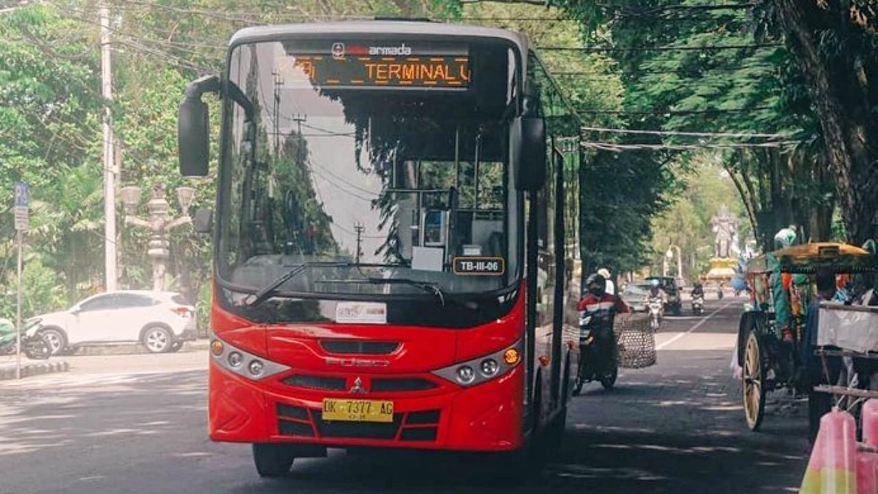 bus public transport bali